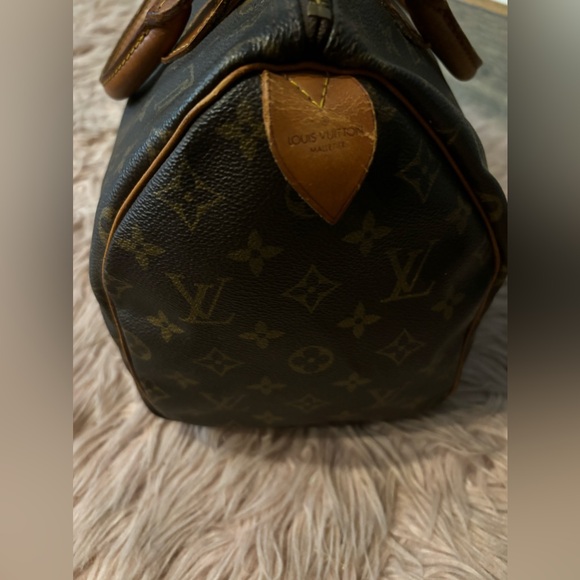 Louis Vuitton Speedy 30 - Picture 4 of 16